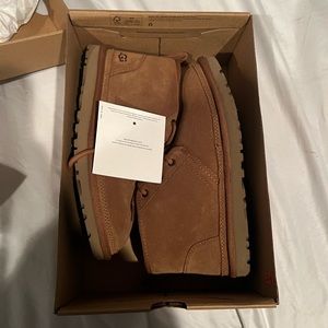 Neumel Uggs - Womens 7